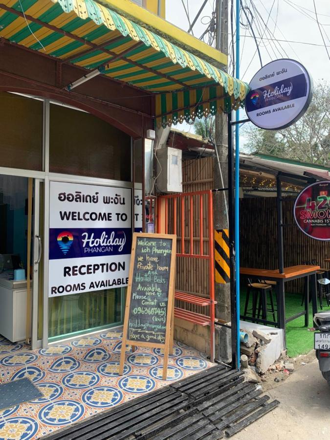 Holiday Phangan - Hostel & Bar トンサラ エクステリア 写真